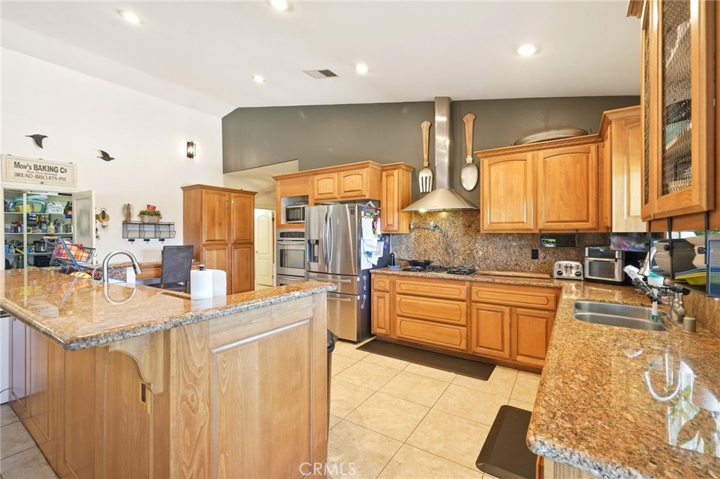 30510 Phillip Road Nuevo, CA 92567 - Photo 19 of 83