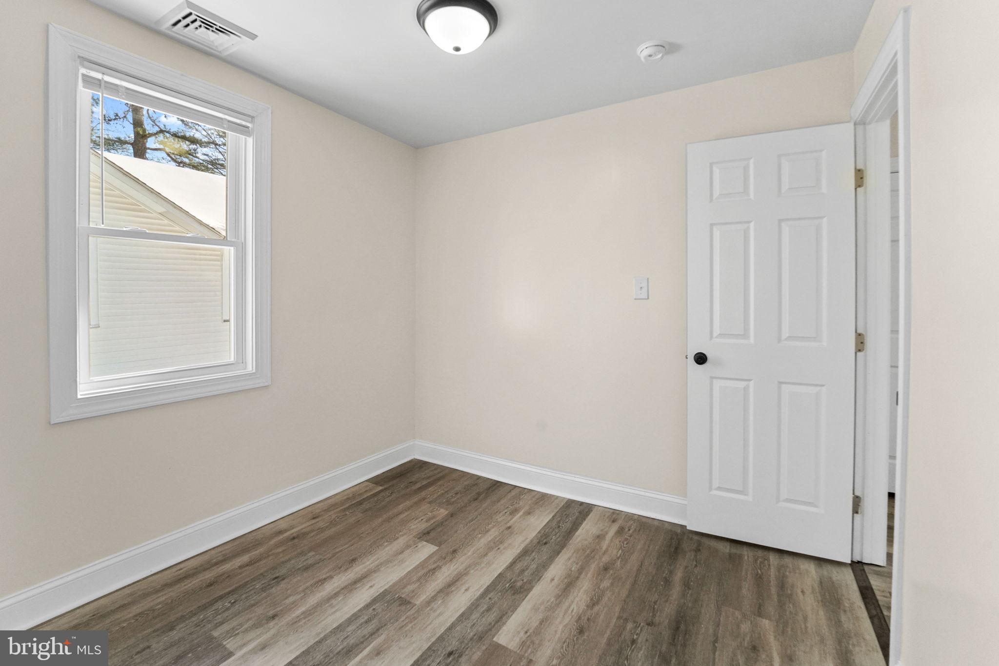 542 Berlin Road Clementon, NJ 08021 - Photo 14 of 43 Gallery Image 14