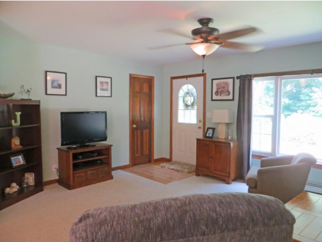 62 Sanborn Road New Hampton, NH 03256 - Photo 8 of 36