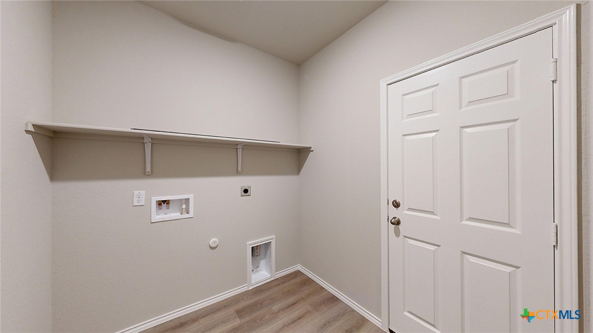 1110 Stone Vly Road Temple, TX 76502 - Photo 20 of 21 a view of closet