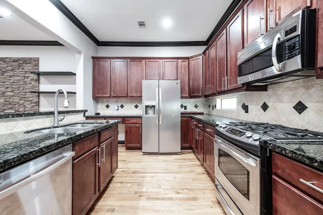 $395,000 | 2503 Dallas Street, Houston, TX 77003