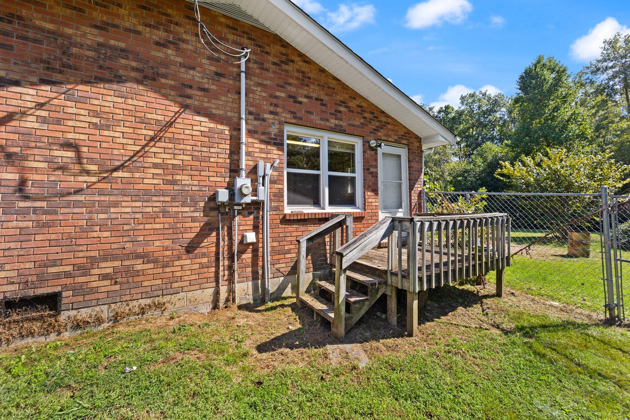 2015 Ellison Pulaski Road Eubank, KY 42567 - Photo 6 of 48 35-web-or-mls-NJ9A7358