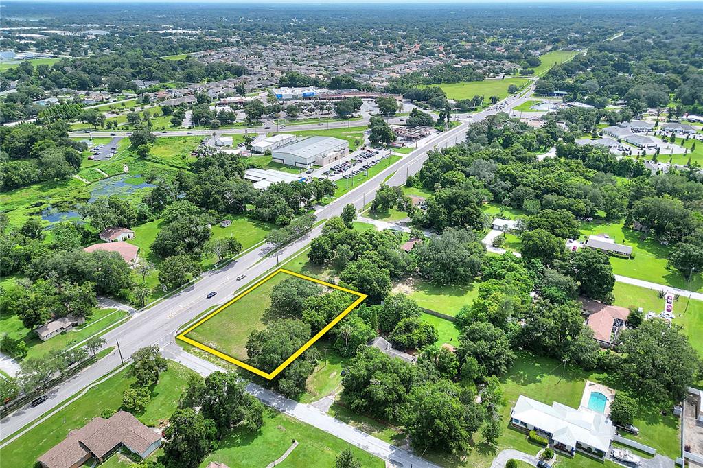 703 East Lumsden Road Brandon, FL 33511 - Photo 2 of 5