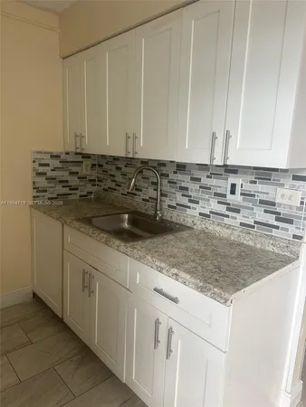 $1,500 | Lauderdale North Park, North Lauderdale, FL 33068
