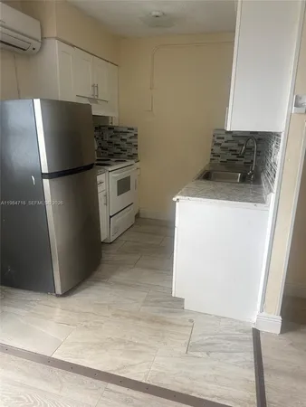 $1,500 | Lauderdale North Park, North Lauderdale, FL 33068