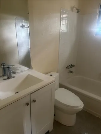 $1,500 | Lauderdale North Park, North Lauderdale, FL 33068