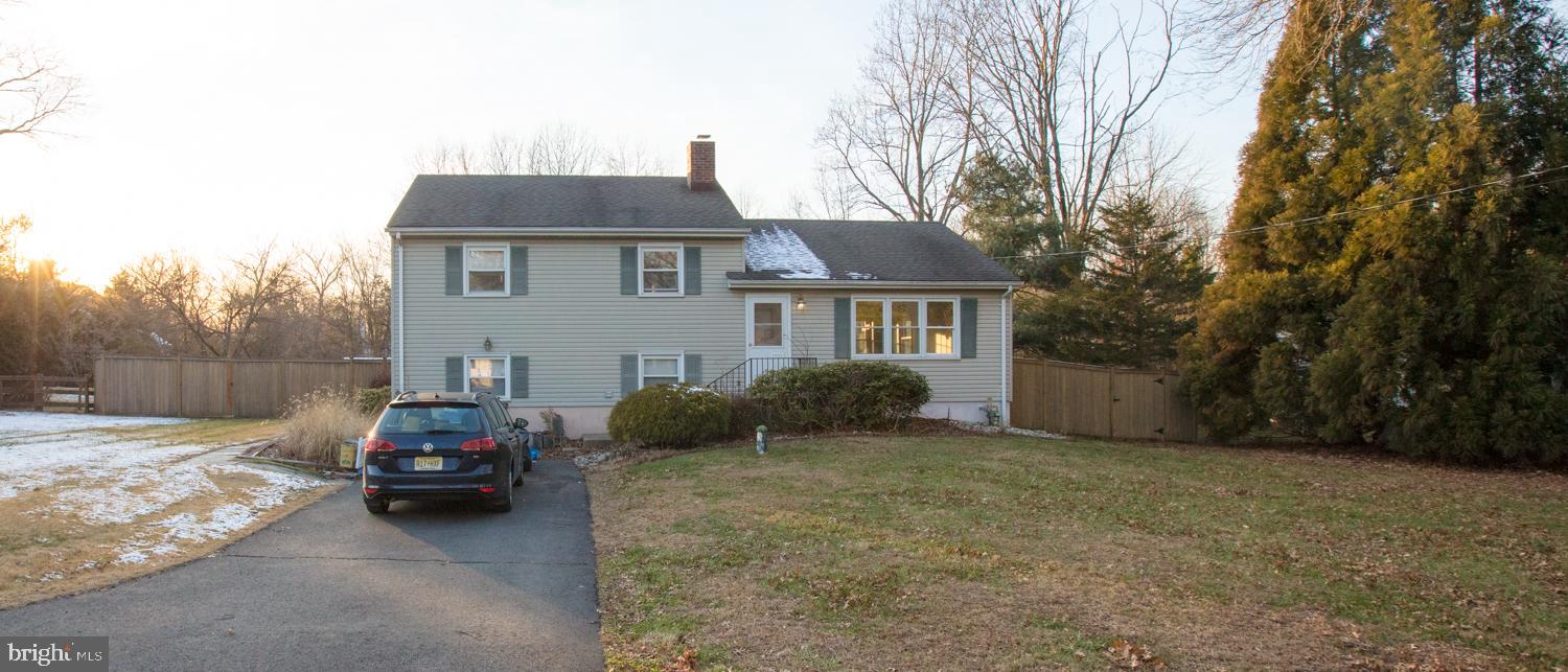 20 Dublin Road Pennington, NJ 08534 - Photo 1 of 12 Front