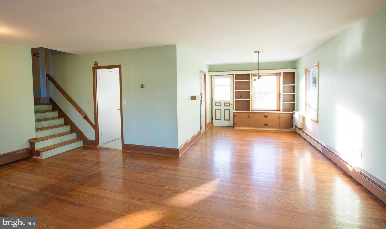 20 Dublin Road Pennington, NJ 08534 - Photo 4 of 12 Living room with stairs to bedrooms