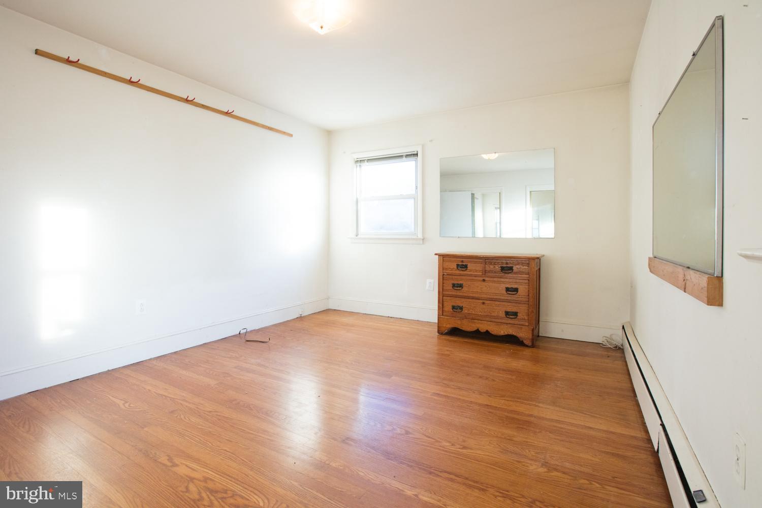 20 Dublin Road Pennington, NJ 08534 - Photo 6 of 12 Bedroom