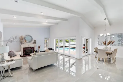 $899,000 | 1001 Southwest 93rd Avenue, Plantation, FL 33324
