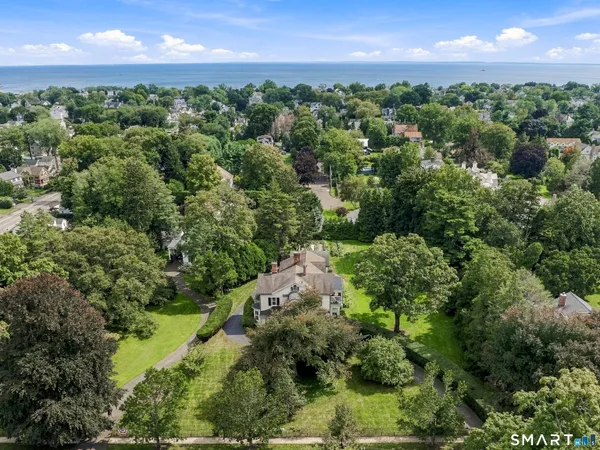 $3,975,000 | 415 Old Post Road, Fairfield, CT 06824
