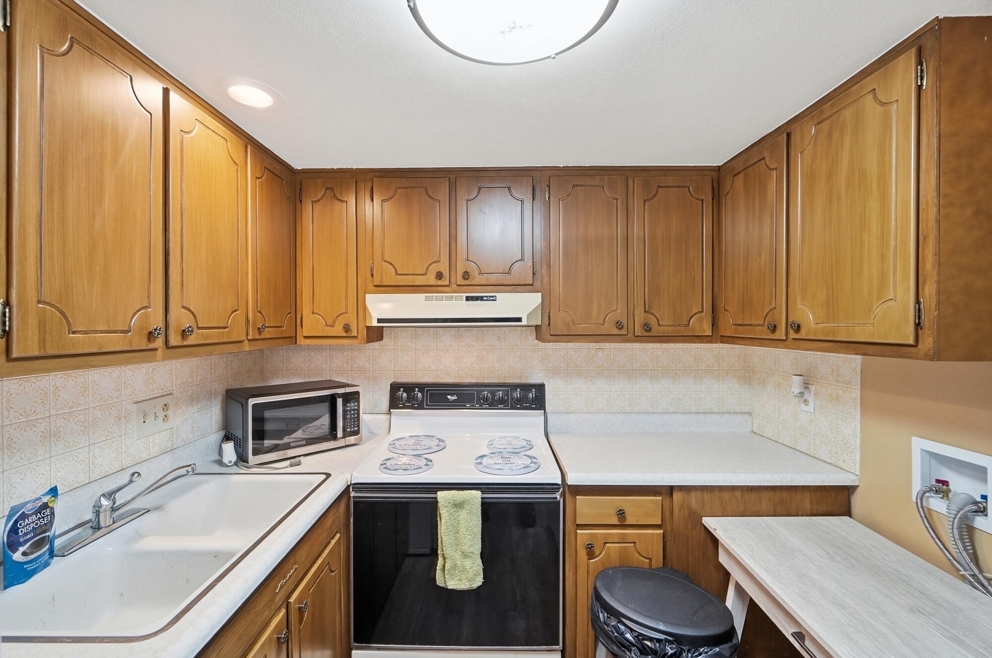 2939 Derr Road Springfield, OH 45503 - Photo 21 of 38 021