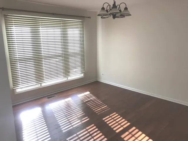 $2,995 | 1120 Fieldstone Lane, Bartlett, IL 60103