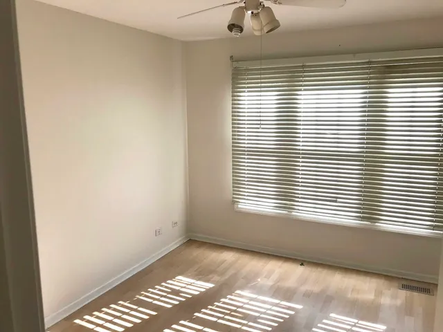 $2,995 | 1120 Fieldstone Lane, Bartlett, IL 60103