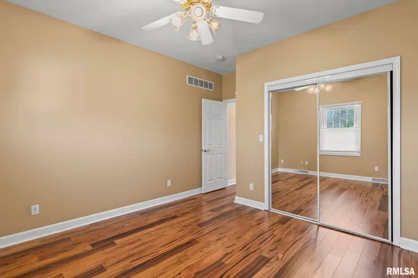 $649,900 | 6600 Carlisle Bend, Springfield, IL 62711