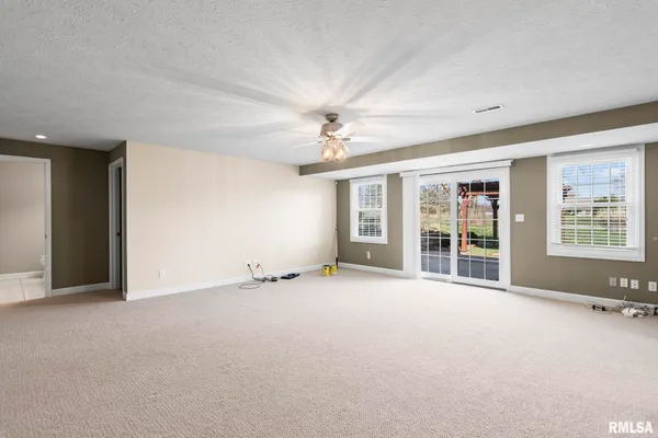 $649,900 | 6600 Carlisle Bend, Springfield, IL 62711