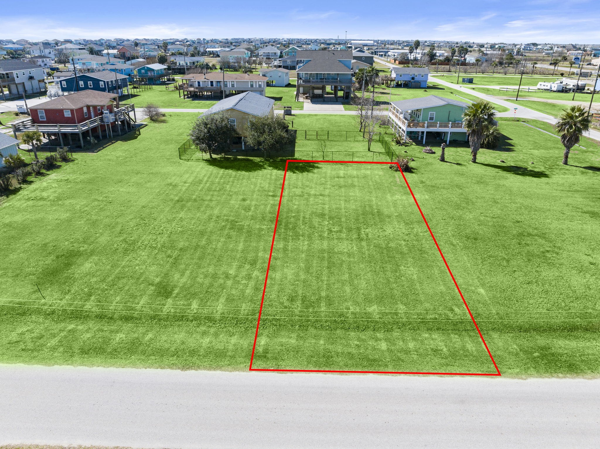 979 Wommack Crystal Beach, TX 77650 - Photo 12 of 16