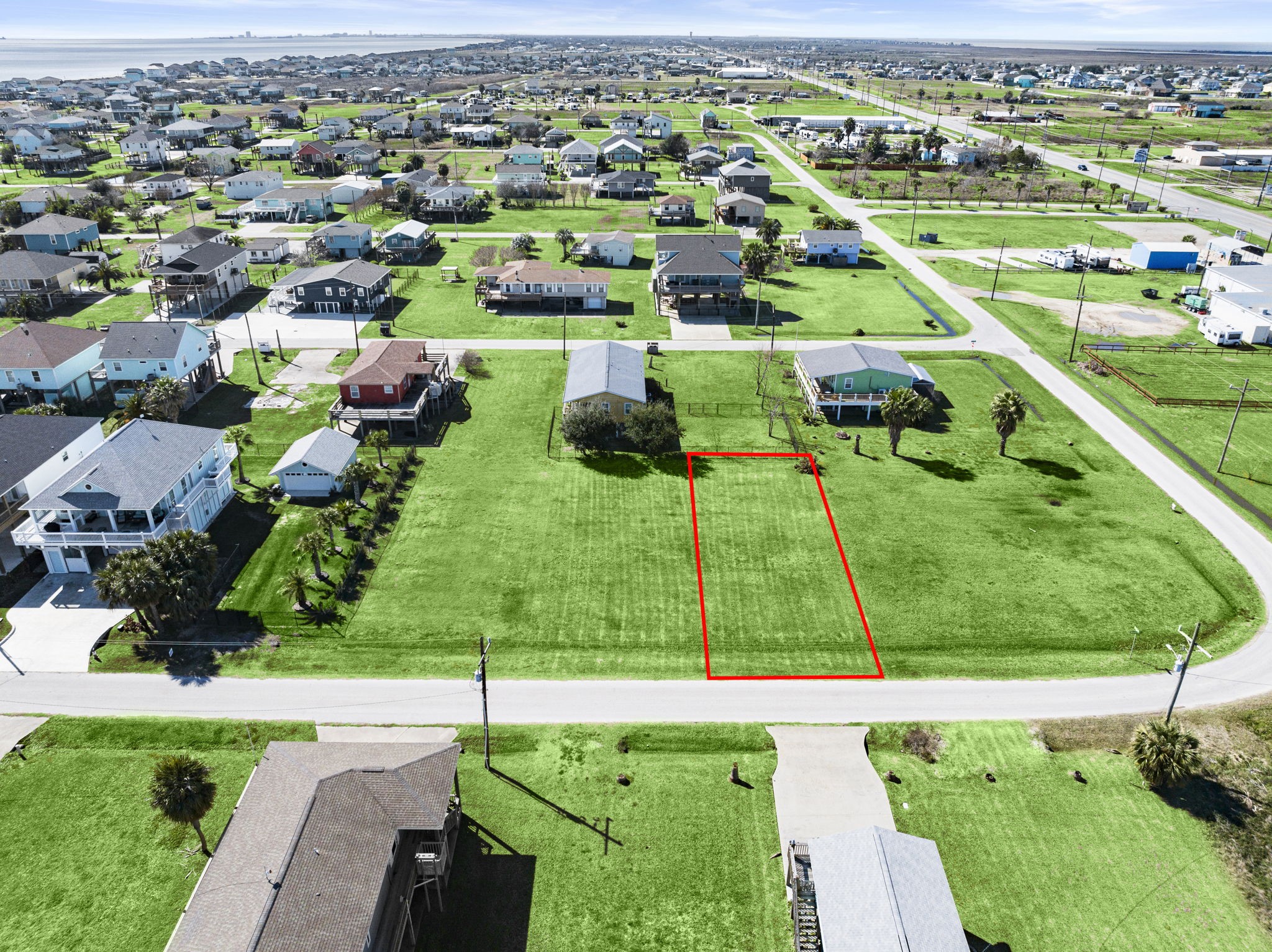 979 Wommack Crystal Beach, TX 77650 - Photo 3 of 16 an aerial view of tennis court