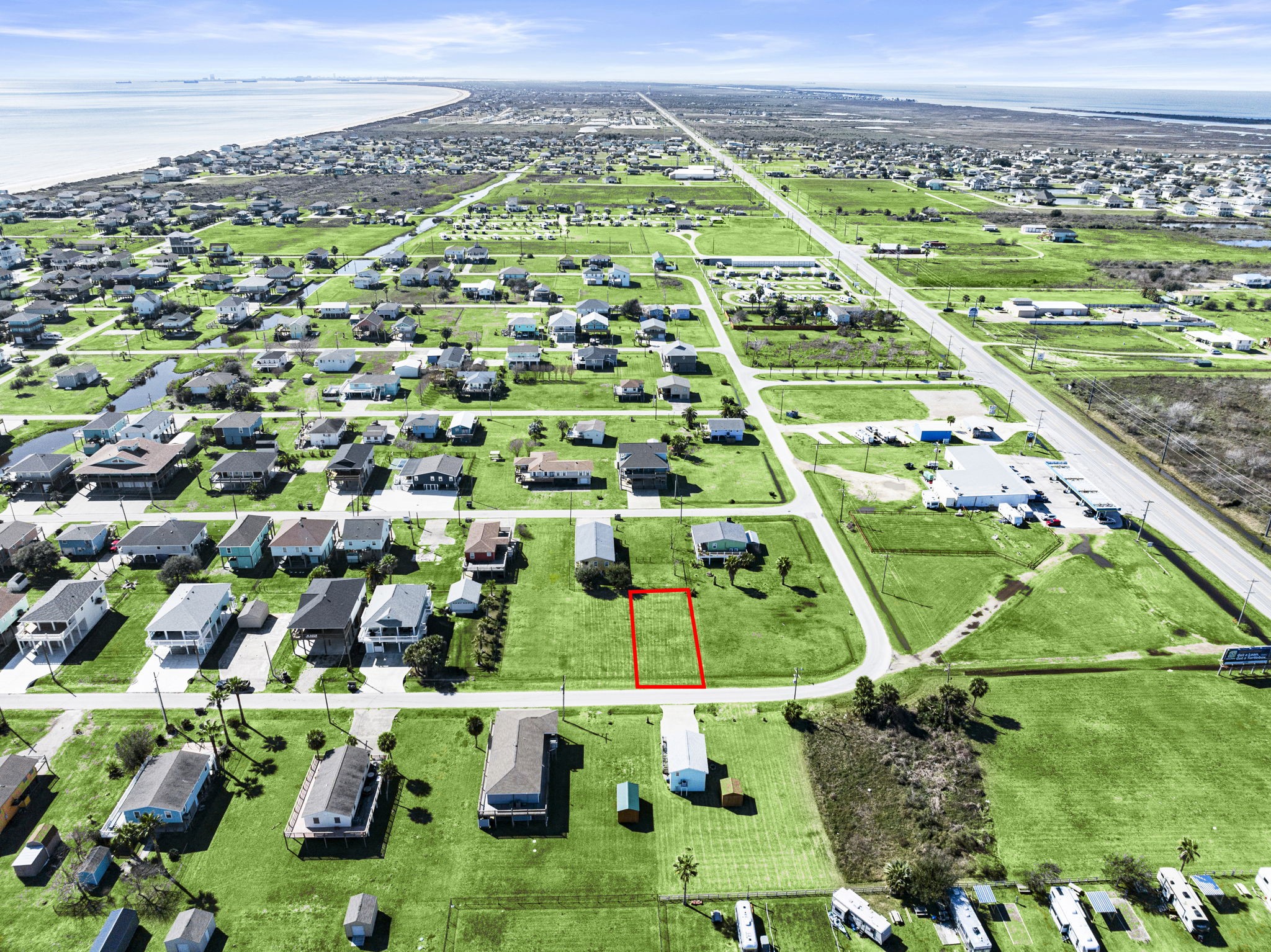 979 Wommack Crystal Beach, TX 77650 - Photo 6 of 16 a view of a city