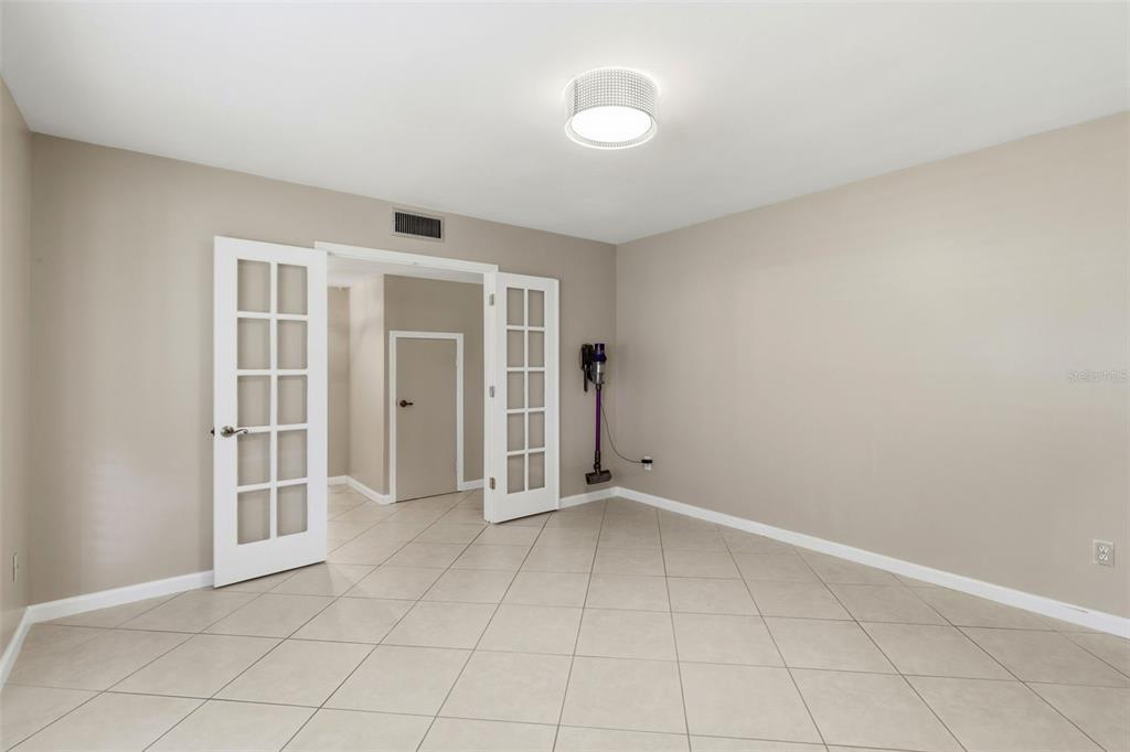 302 Bloomingfield Drive Brandon, FL 33511 - Photo 10 of 58 an empty room with windows