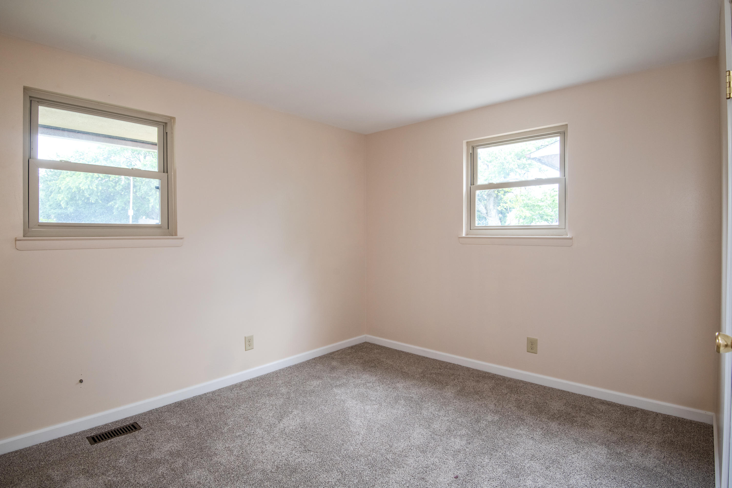 131 West Dayton-Yellow Springs Road Fairborn, OH 45324 - Photo 19 of 33