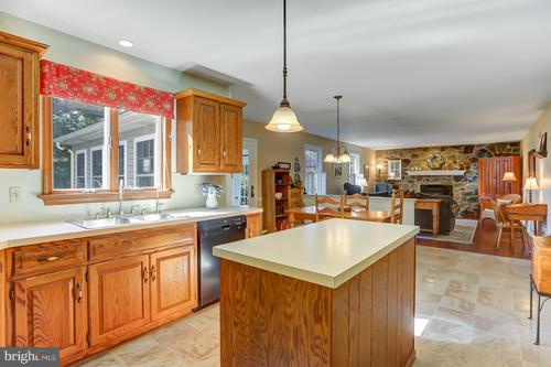 854 Furnace Hills Pike Lititz, PA 17543 - Photo 13 of 50 Open & spacious