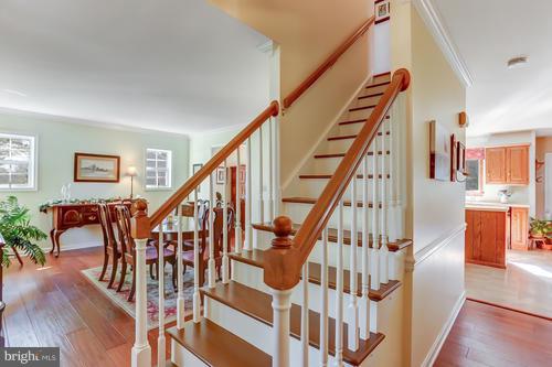 854 Furnace Hills Pike Lititz, PA 17543 - Photo 5 of 50 Open staircase