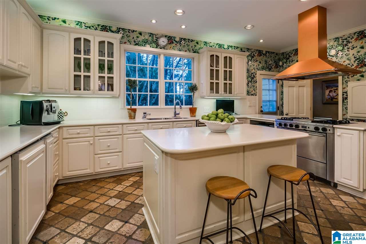 3101 Brookwood Road Birmingham, AL 35223 - Photo 13 of 43