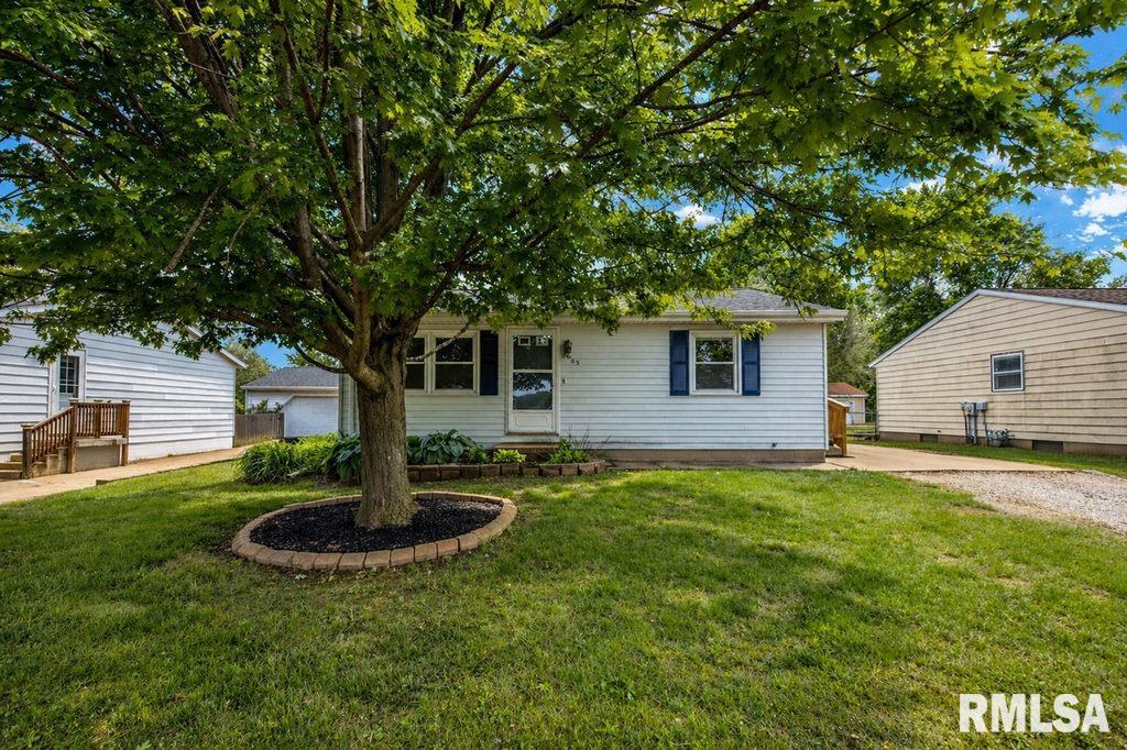 2003 Chicory Road Pekin, IL 61554 - Photo 2 of 35