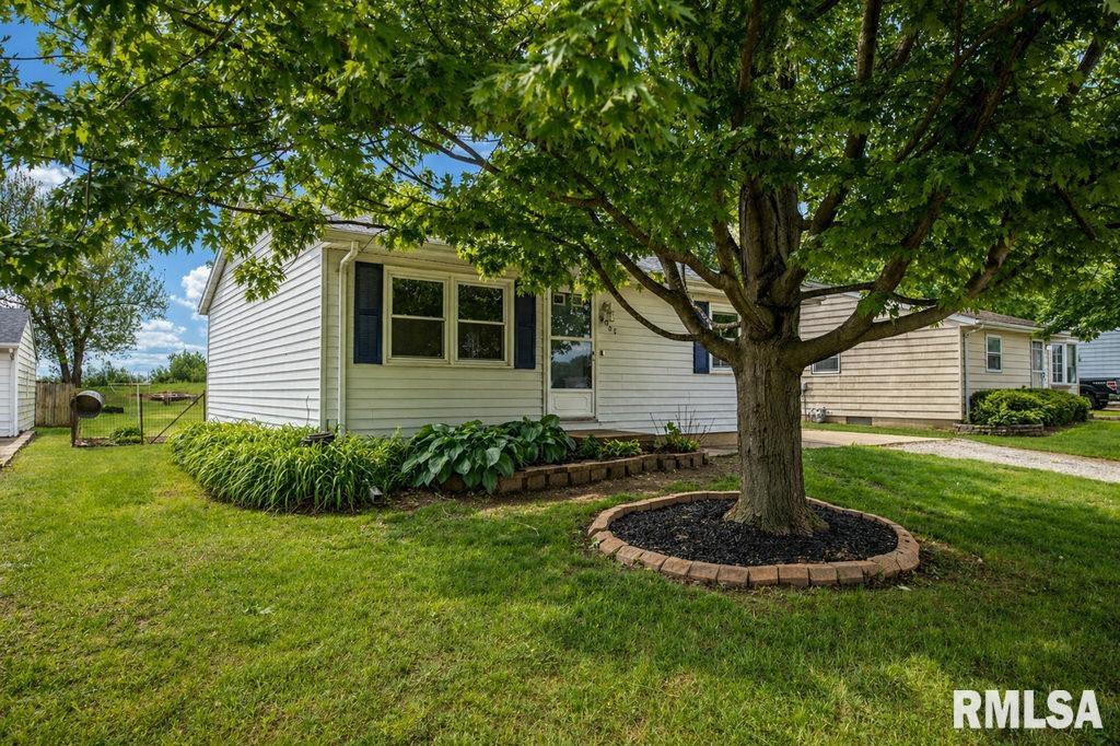 2003 Chicory Road Pekin, IL 61554 - Photo 3 of 35