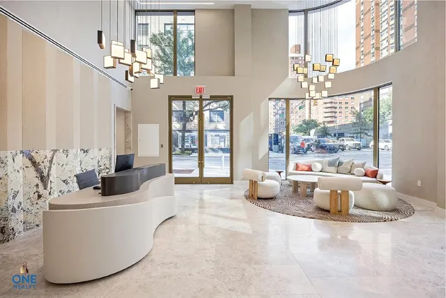 $2,995,000 | 250 East 25th Street, Unit 11A | Kips Bay