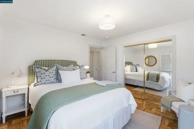 $2,450,000 | 82 Sleepy Hollow Lane, Orinda, CA 94563