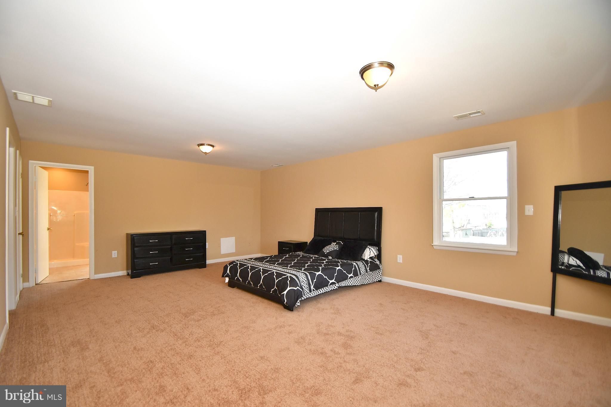 327 Riverside Drive Baltimore, MD 21221 - Photo 19 of 30 Bedroom (Master)