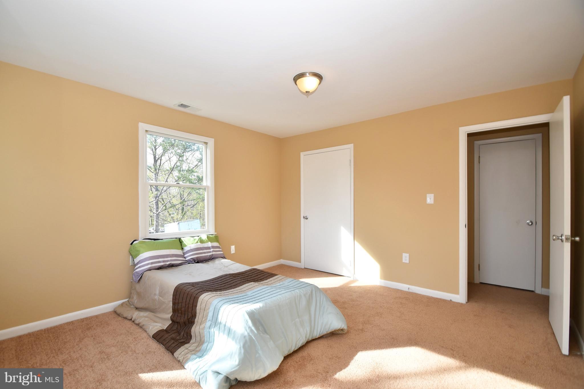 327 Riverside Drive Baltimore, MD 21221 - Photo 24 of 30 Bedroom