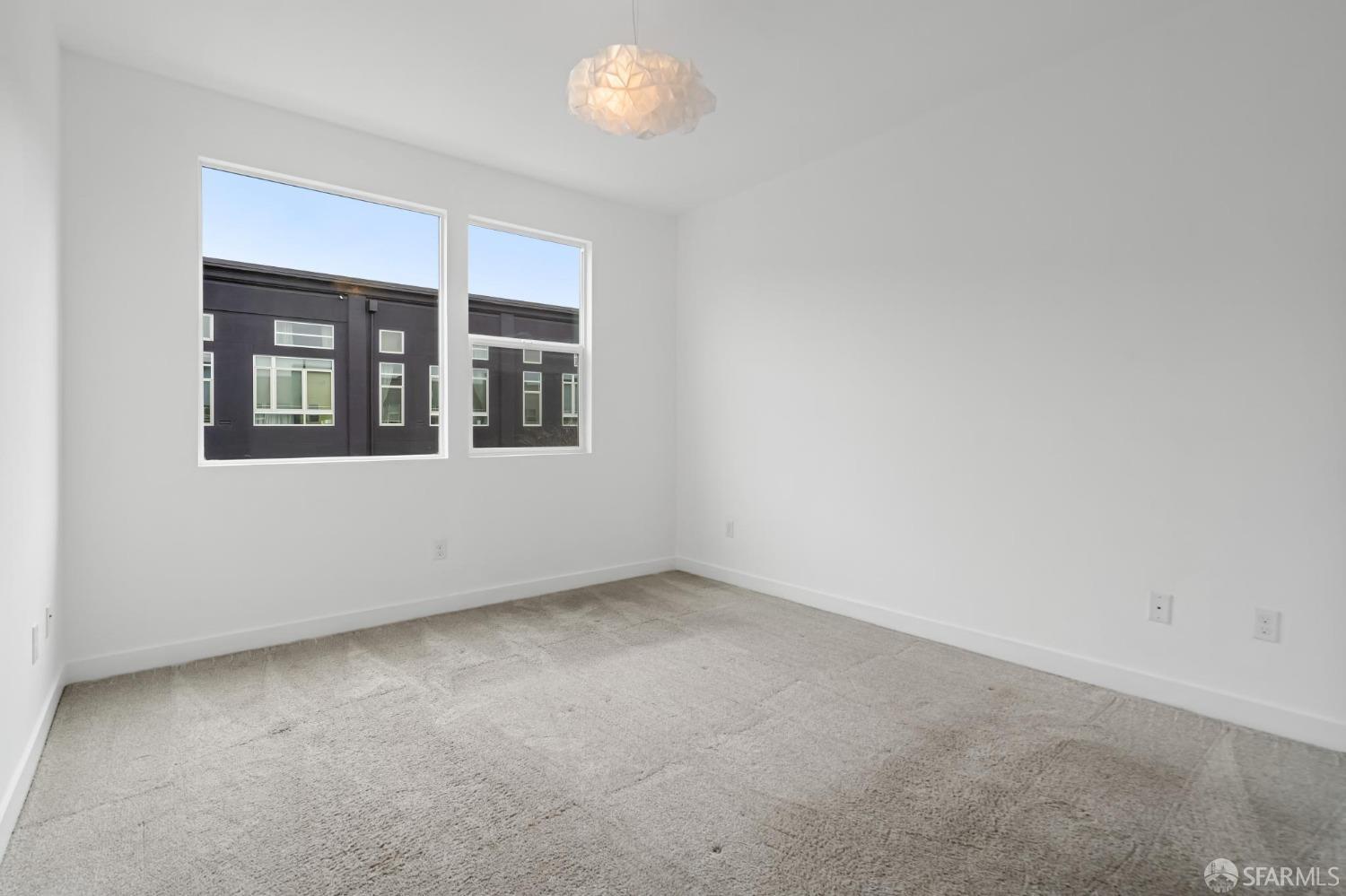 1353 Pullman Way Oakland, CA 94607 - Photo 42 of 55 an empty room with a window