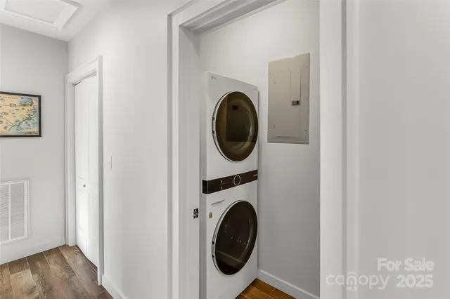 $629,900 | 1389 Newfound Road, Canton, NC 28716