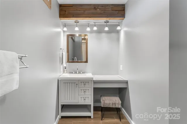 $629,900 | 1389 Newfound Road, Canton, NC 28716