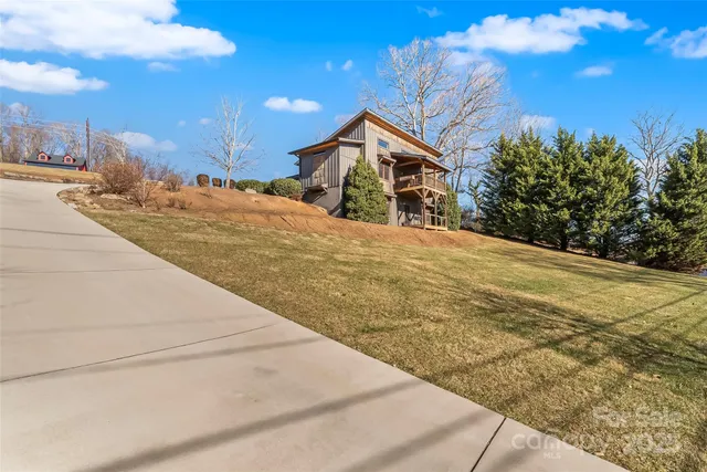 $629,900 | 1389 Newfound Road, Canton, NC 28716