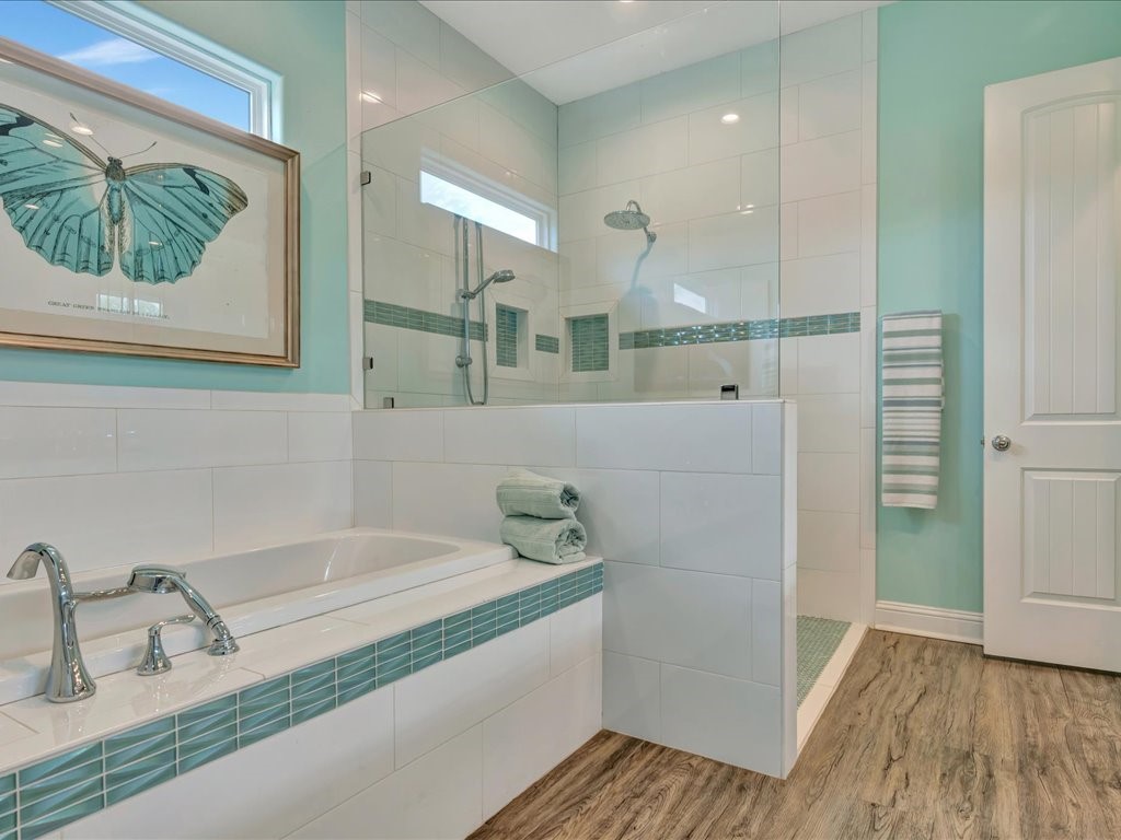 104 Wheeler Road Lufkin, TX 75901 - Photo 20 of 45 a bathroom with a sink and a mirror