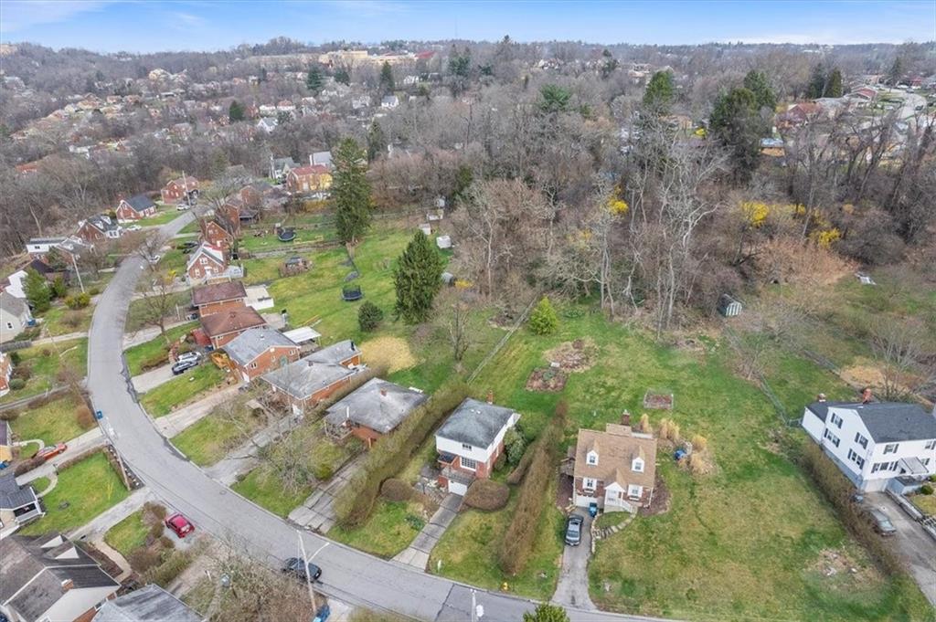 303 Idlewood Road Pittsburgh, PA 15235 - Photo 27 of 31 Gallery Image 27