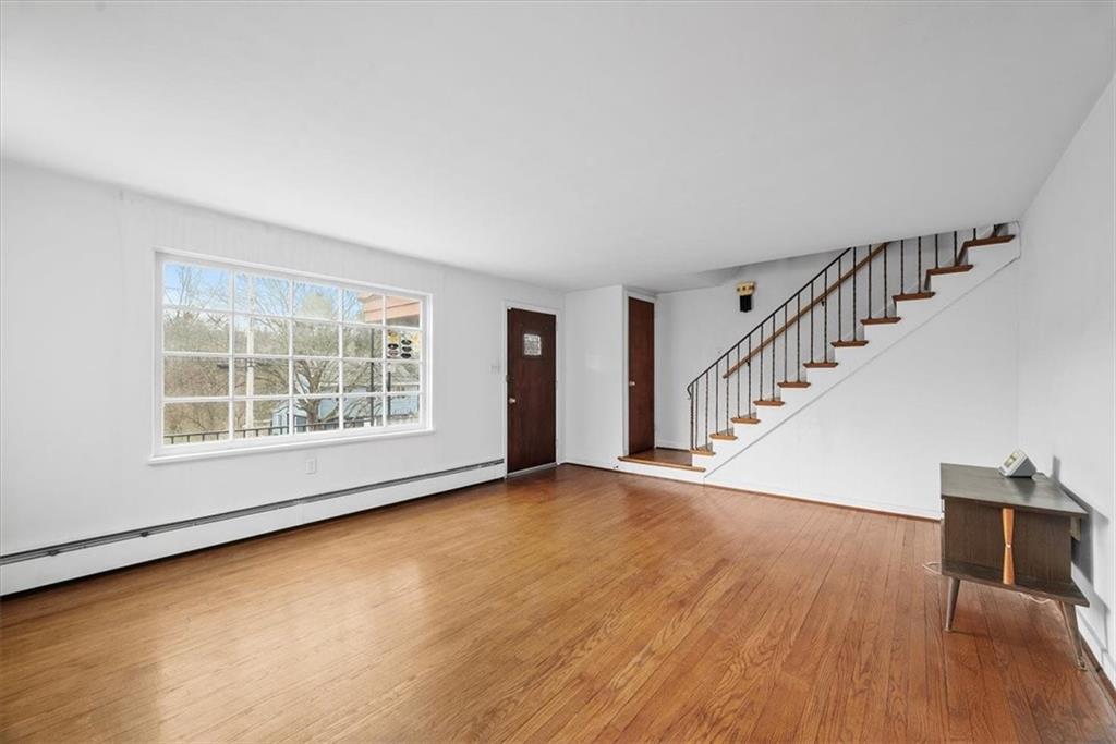 303 Idlewood Road Pittsburgh, PA 15235 - Photo 6 of 31 Gallery Image 6