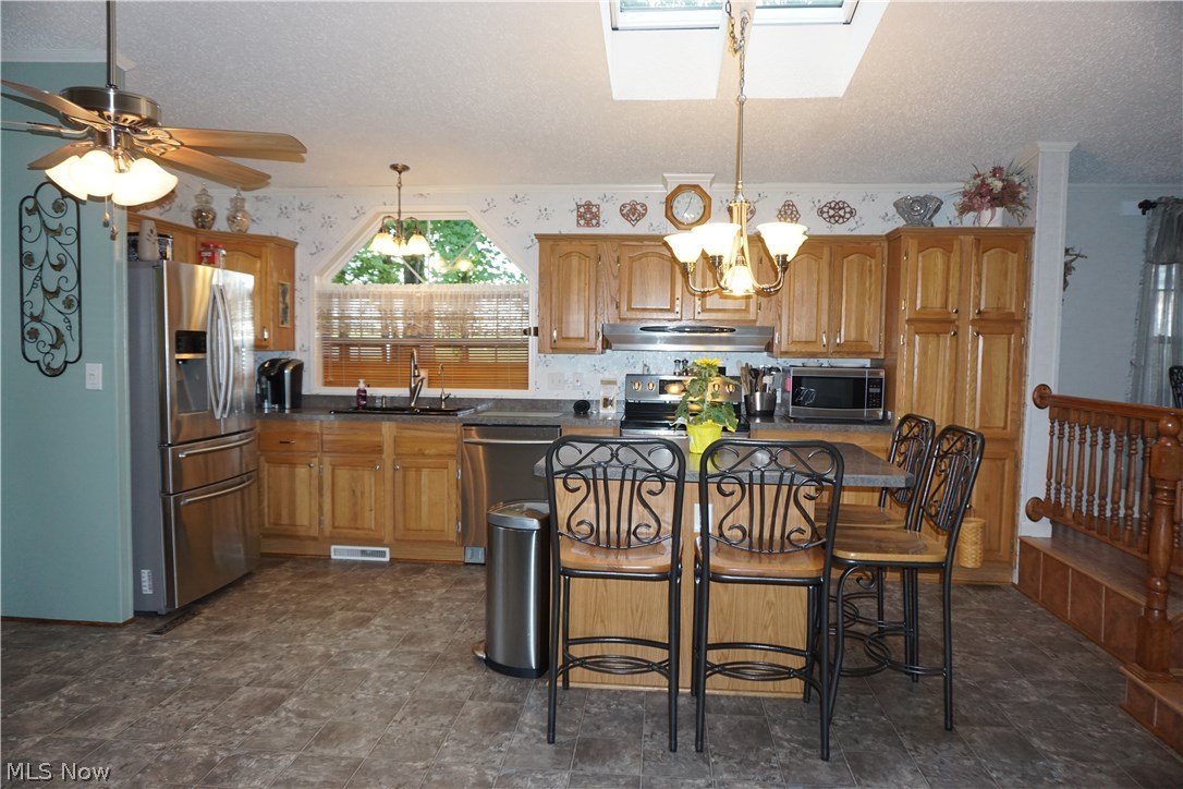 14101 Woodworth Road New Springfield, OH 44443 - Photo 5 of 34