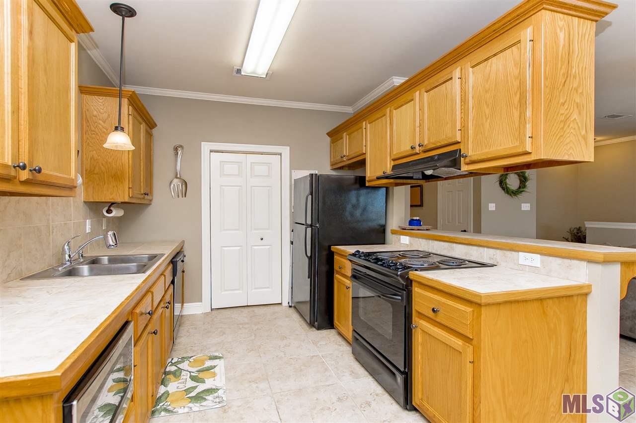 828 Meadow Bend Drive, Unit G Baton Rouge, LA 70820 - Photo 11 of 28