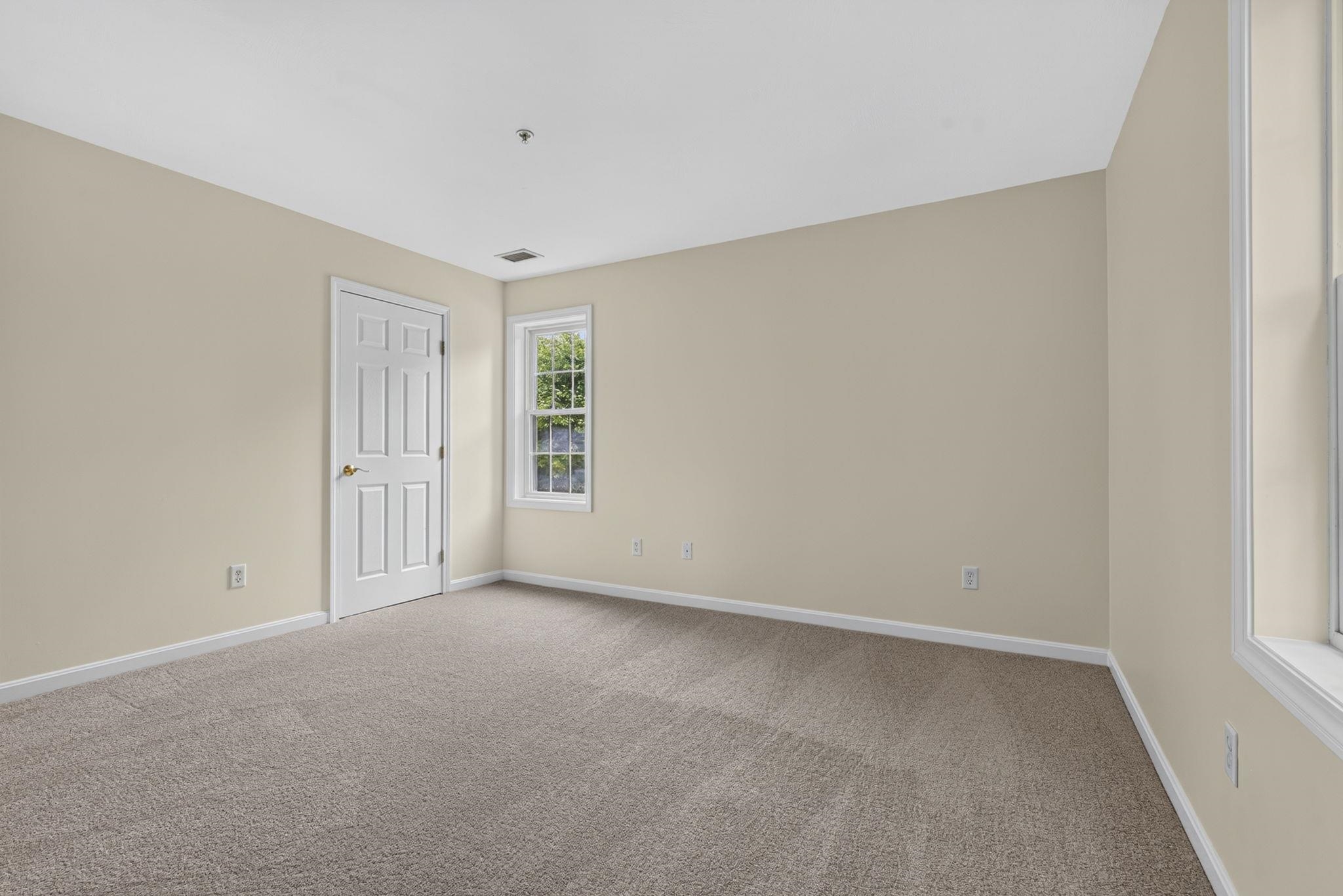 65 Fordway Extension, Unit 202 Derry, NH 03038 - Photo 20 of 32