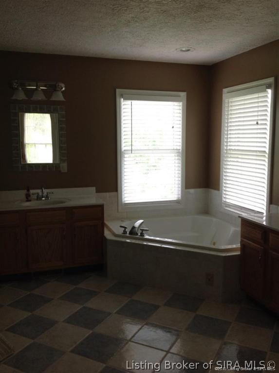 2590 Fogel Road Southeast Corydon, IN 47112 - Photo 4 of 9