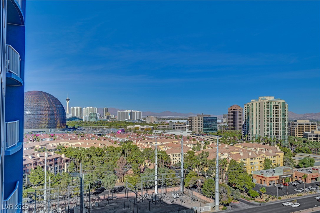 211 East Flamingo Road, Unit 1211 Las Vegas, NV 89169 - Photo 16 of 22 View from right side of terrace