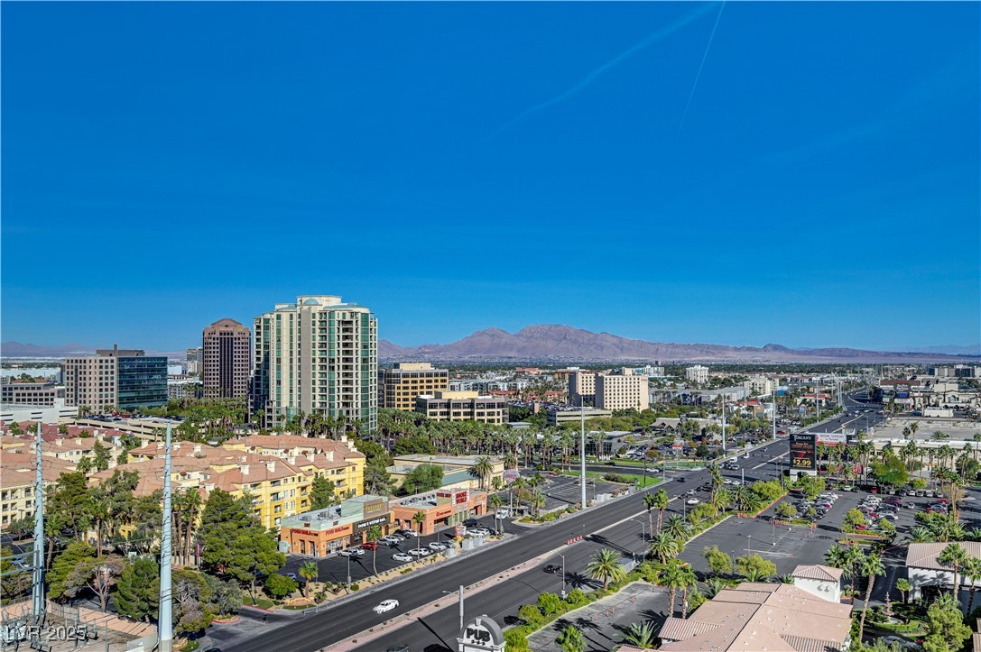 211 East Flamingo Road, Unit 1211 Las Vegas, NV 89169 - Photo 17 of 22 View from left side ofterrace