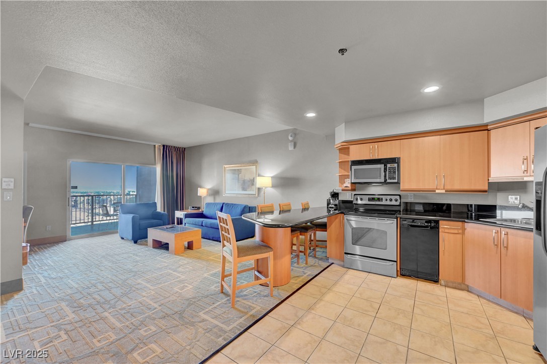 211 East Flamingo Road, Unit 1211 Las Vegas, NV 89169 - Photo 3 of 22 Overview of the unit