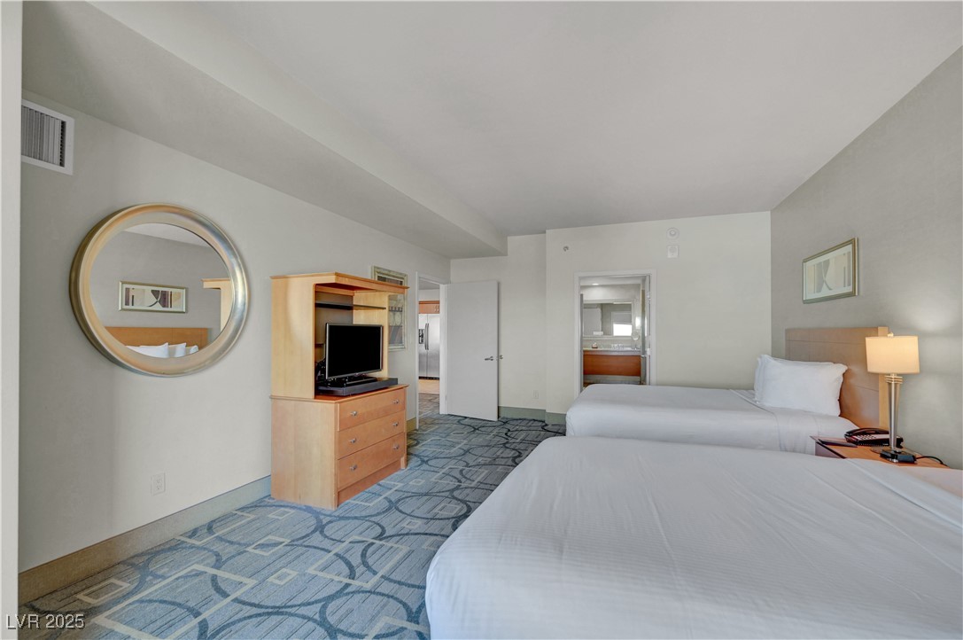 211 East Flamingo Road, Unit 1211 Las Vegas, NV 89169 - Photo 9 of 22 Bedroom showing media center