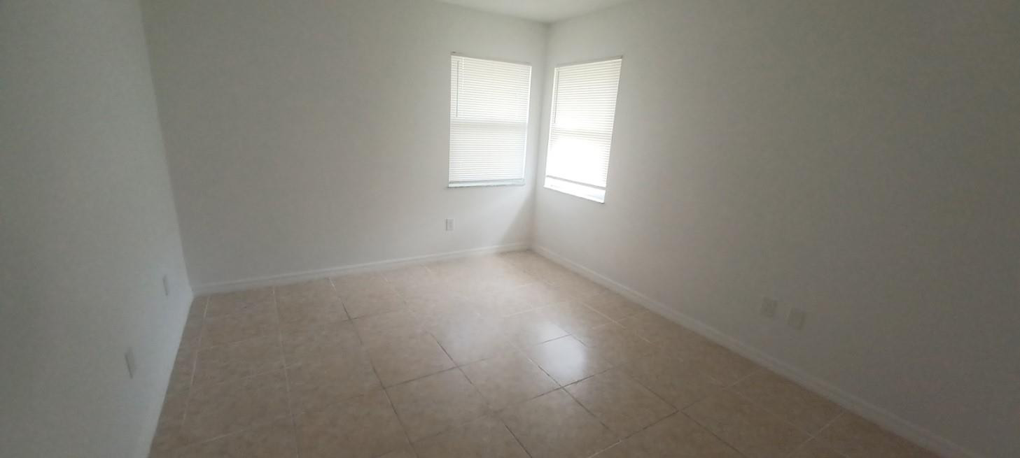 202 Southwest Parish Terrace Port St. Lucie, FL 34984 - Photo 18 of 38 Photo 18